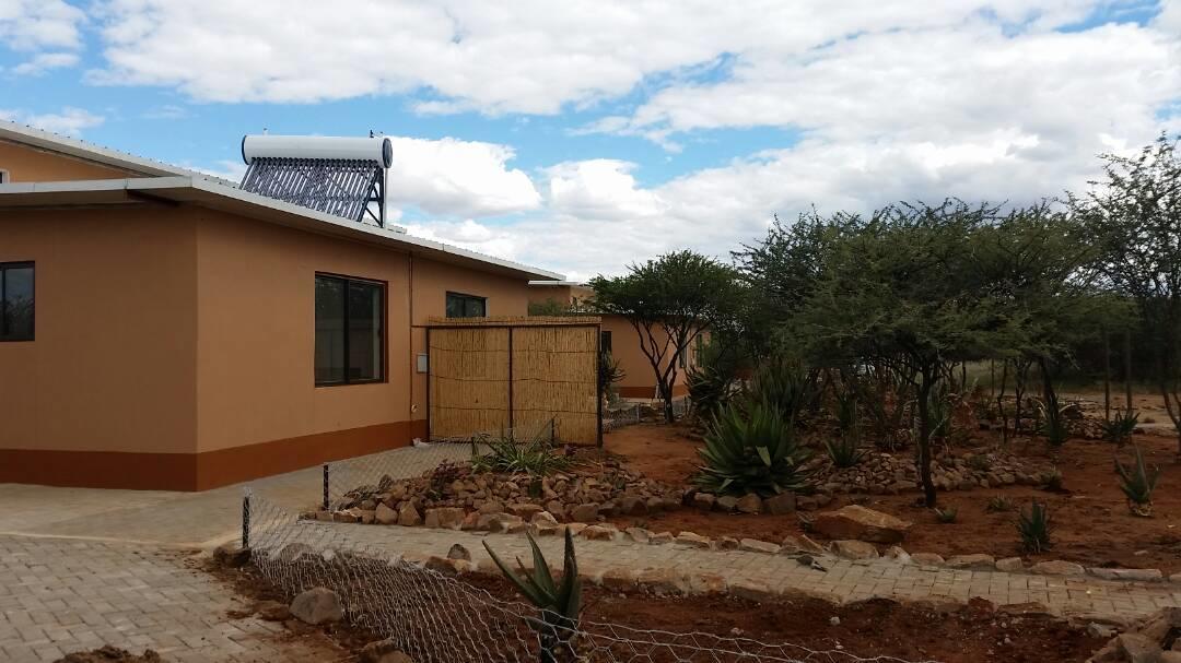 Cheetah View Lodge Otjiwarongo Exterior foto
